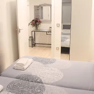 Quarto em Acomodações Particulares Talaia Ht, San Sebastián